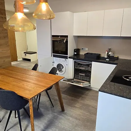 So Saunou, Primo Stary Smokovec * Vysoké Tatry