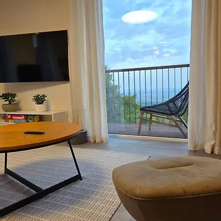 So Saunou, Primo Stary Smokovec Apartment