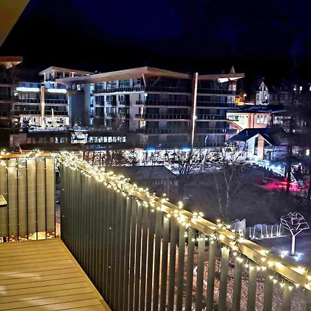 So Saunou, Primo Stary Smokovec