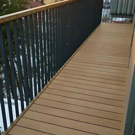 So Saunou, Primo Stary Smokovec